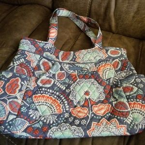 Vera Bradley Pleated Tote/Nomadic Floral Pattern